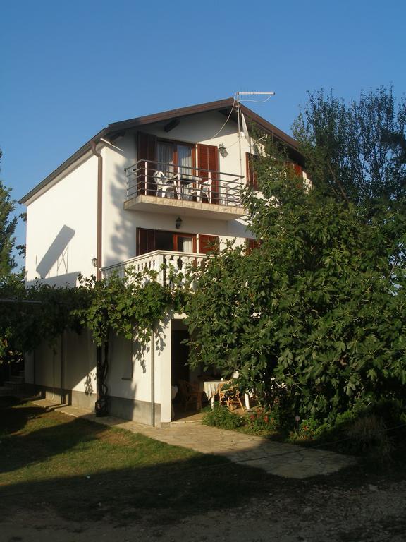 Apartment Lana Privlaka  Exteriör bild